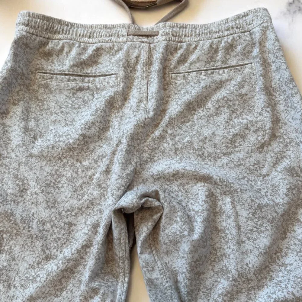 Athleta Farallon Jogger Sweatpants Size XL in Pebbles Texture Abalon Beige - Picture 10 of 12